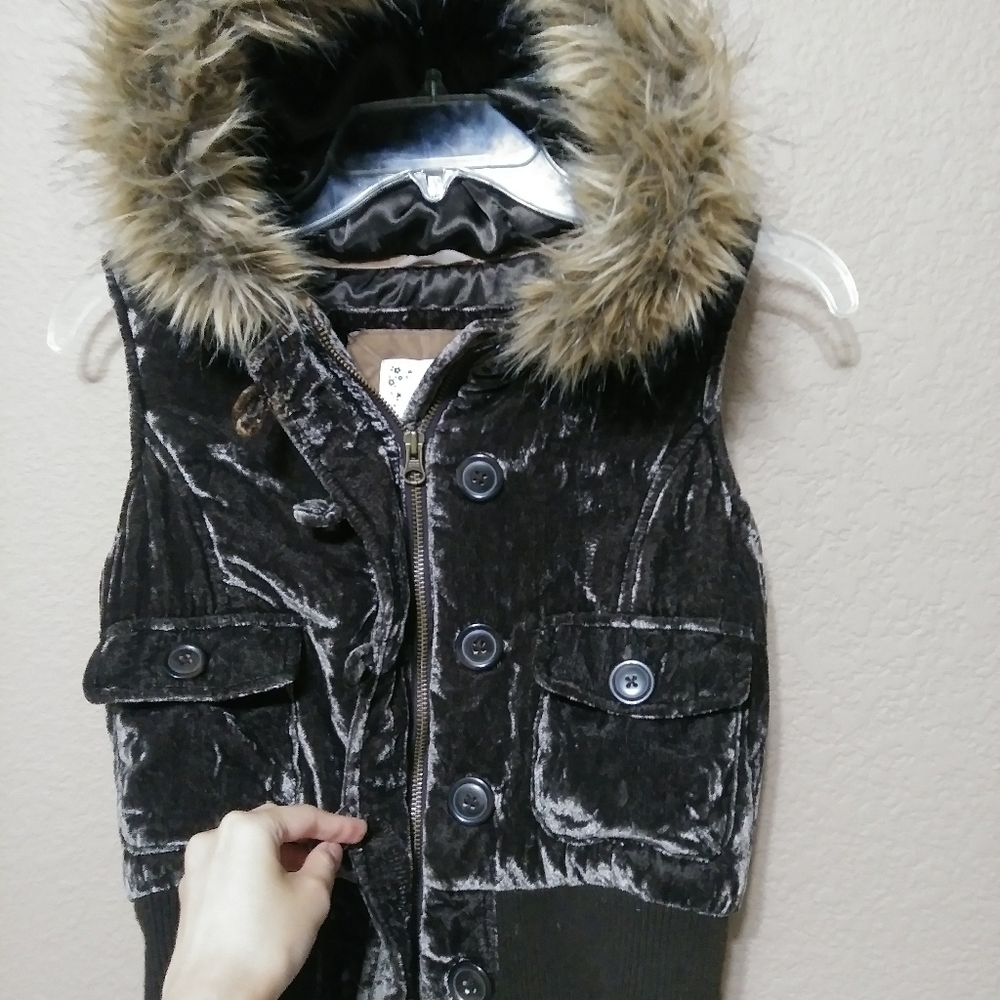 Gap Hoodie furry coat vest